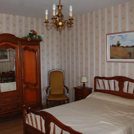 Le Logis De La Lande Penzion La Boissière-des-Landes