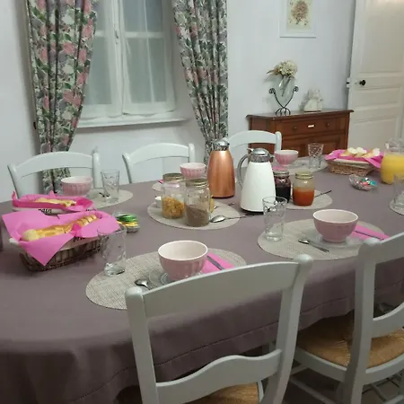 Penzion Le Logis De La Lande La Boissière-des-Landes